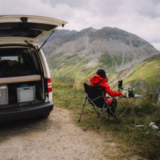 Obědvat s výhledem do krajiny je vždycky lepší, než jen koukat do talíře doma u stolu. A když si k tomu naservírujete...